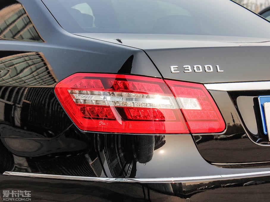 2012YE E 300L rкA