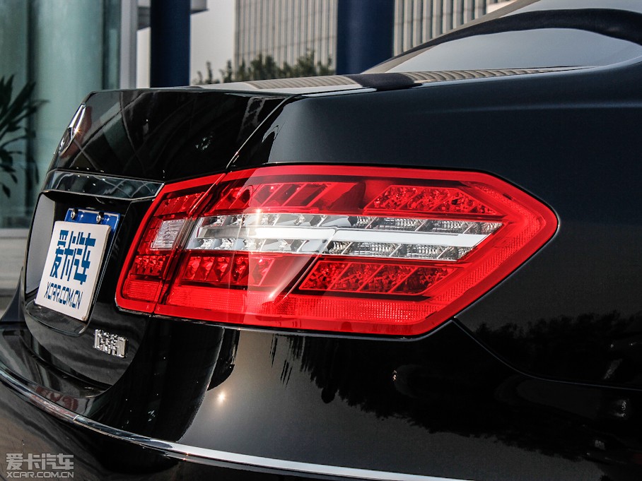 2012YE E 300L rкA