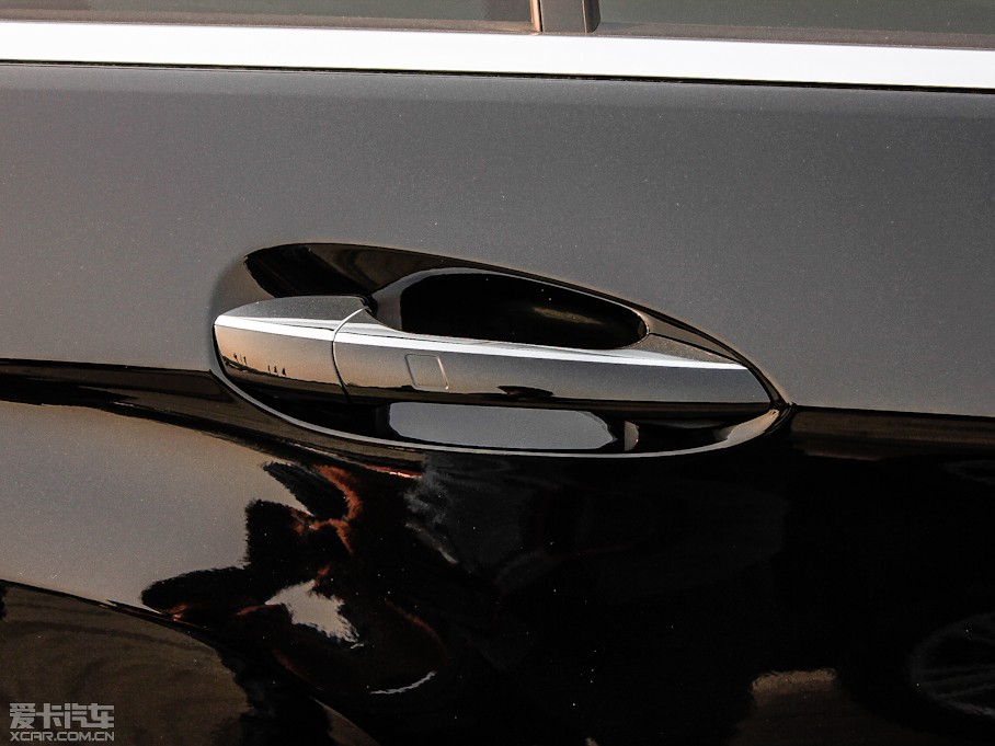 2012YE E 300L rкA