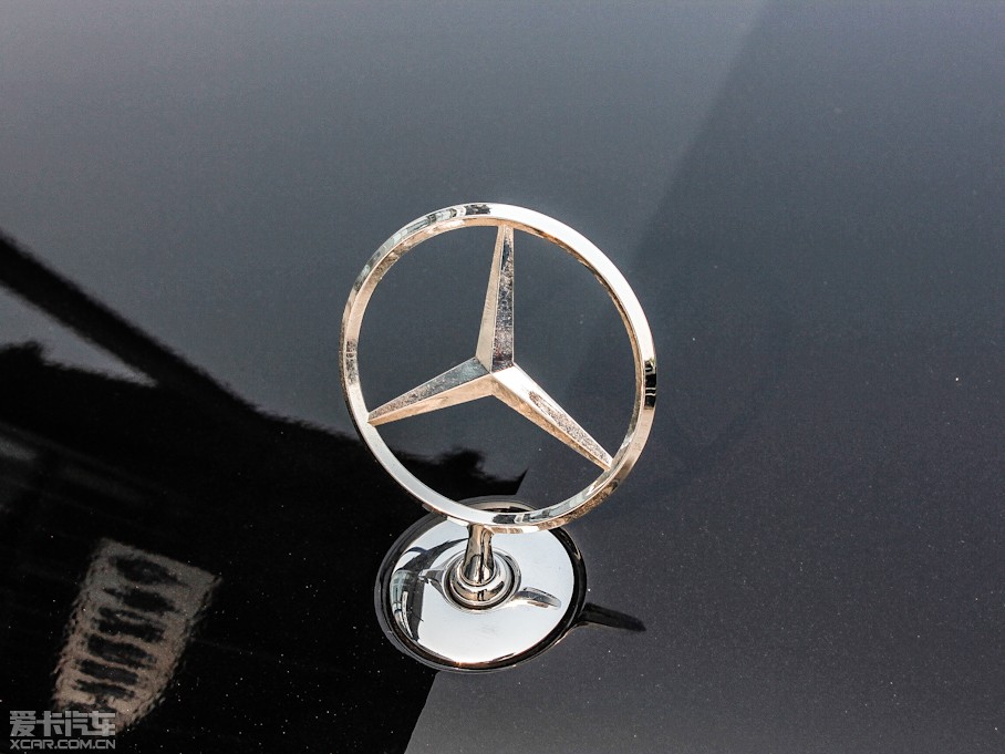 2012YE E 300L rкA