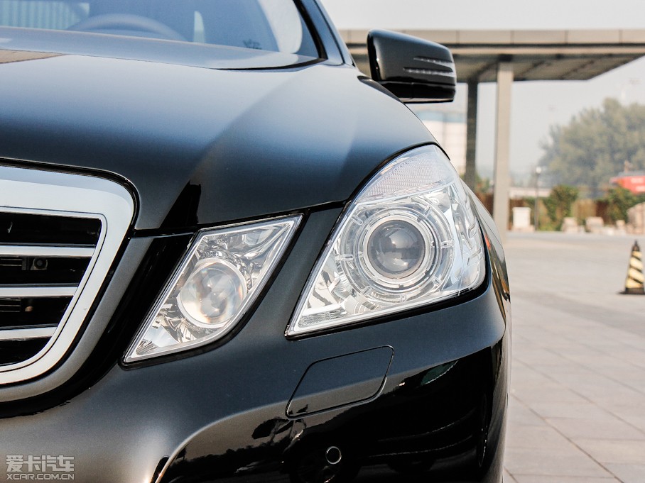 2012YE E 300L rкA