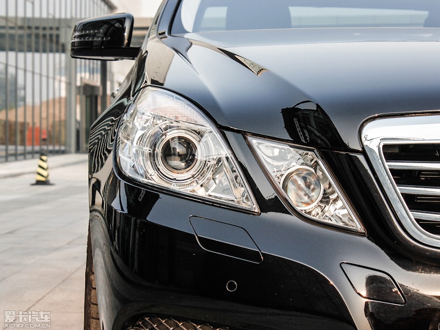 2012YE E 300L rкA