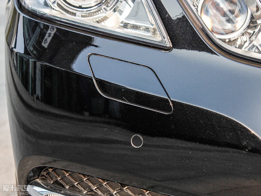 2012YE E 300L rкA