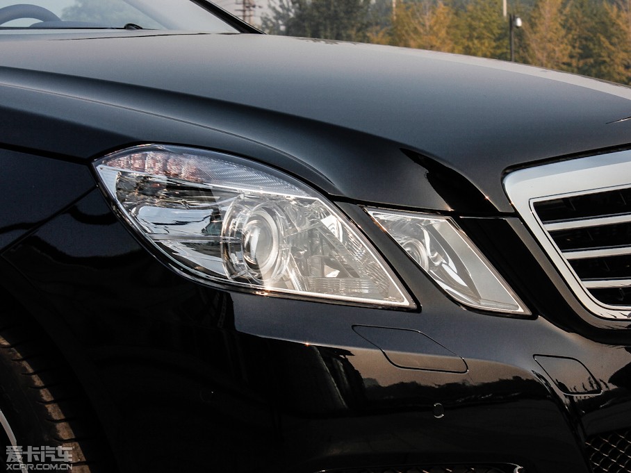 2012YE E 300L rкA