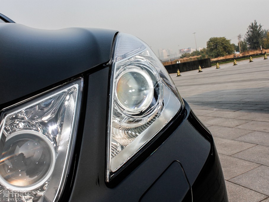 2012YE(j) E 300L r(sh)кA