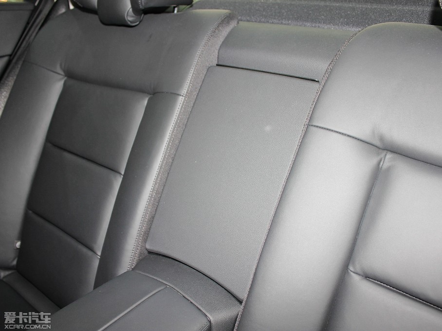 2012YE(j) E 300L r(sh)кA