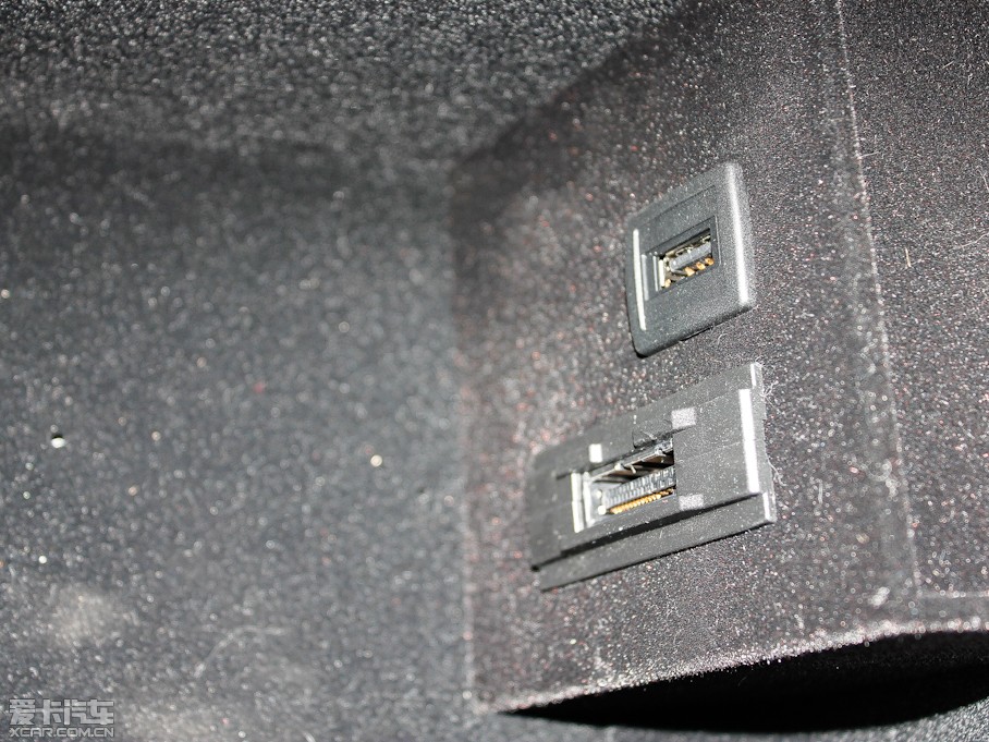 2012YE(j) E 300L r(sh)кA