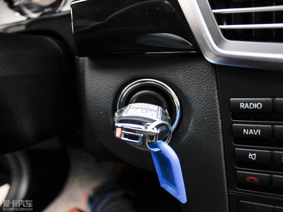 2012YE(j) E 300L r(sh)кA