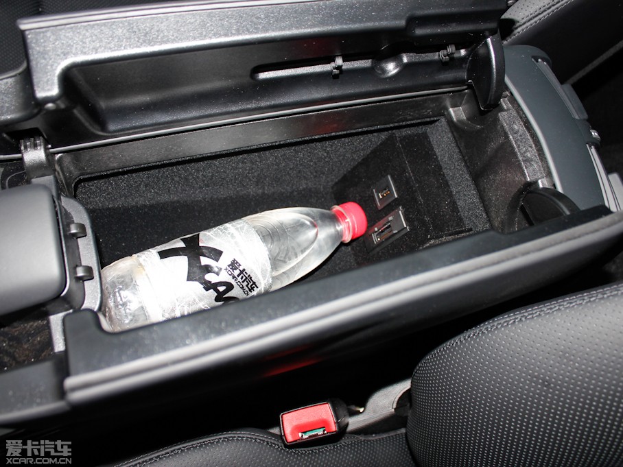 2012YE E 300L rкA