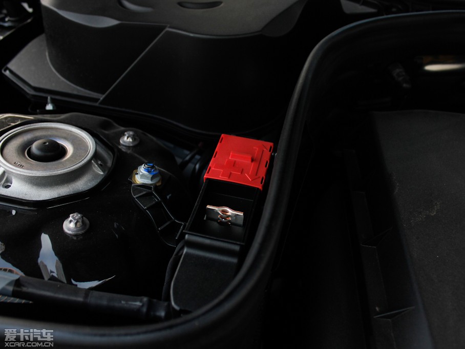 2012YE E 300L r(sh)кA