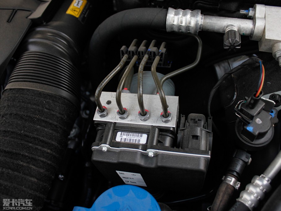 2012YE E 300L rкA