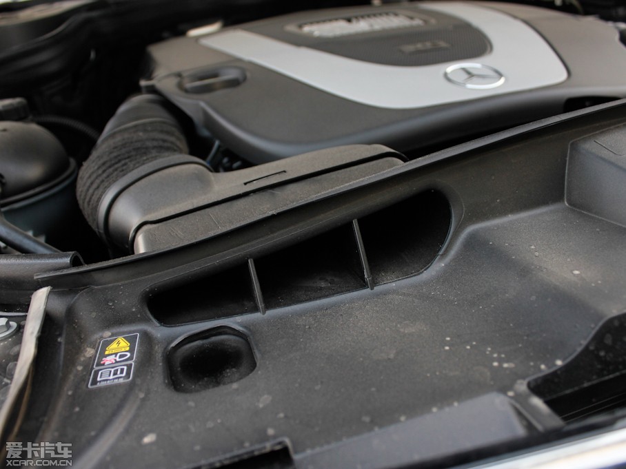 2012YE E 300L rкA