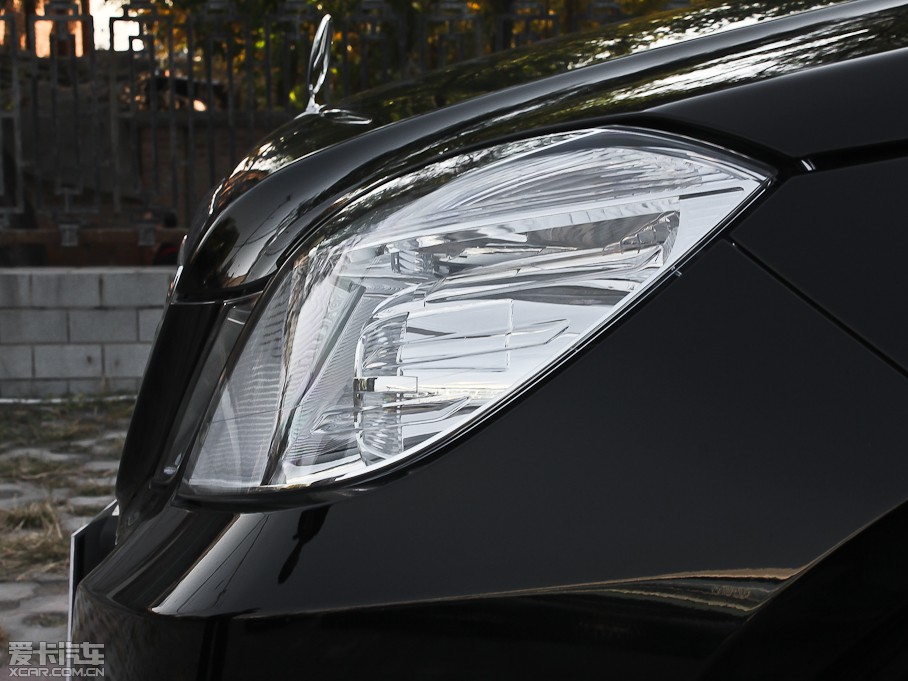 2012YE E 200L CGIŰ