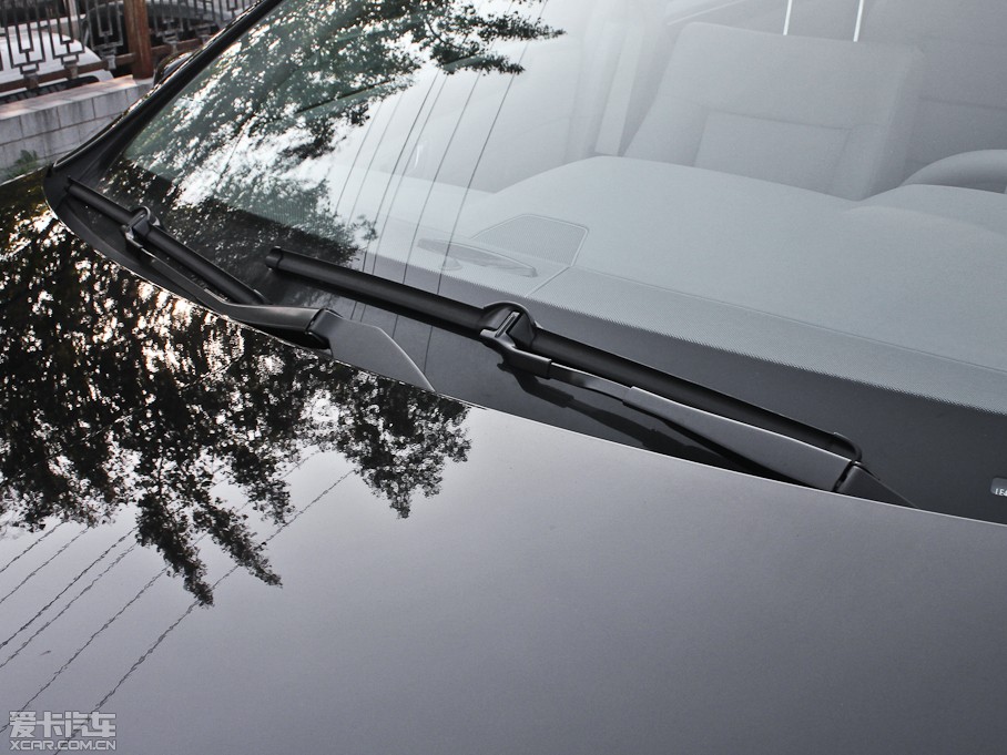 2012YE E 200L CGIŰ