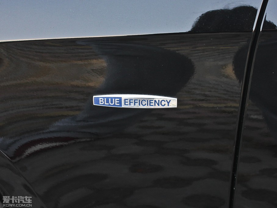 2012YE E 200L CGIŰ