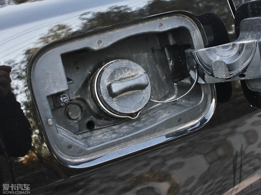 2012YE E 200L CGIŰ