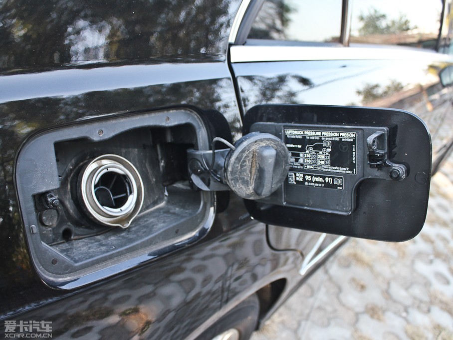 2012YE(j) E 200L CGI(yu)Ű