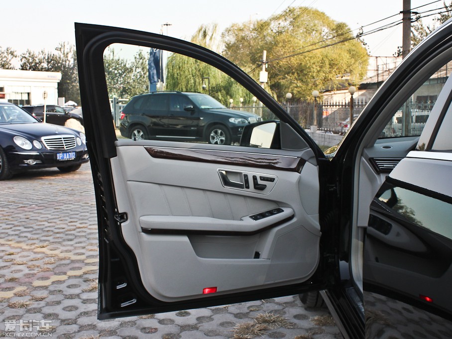 2012YE E 200L CGI(yu)Ű