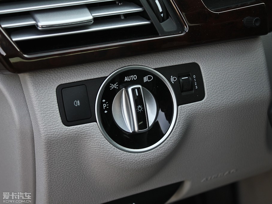 2012YE E 200L CGIŰ