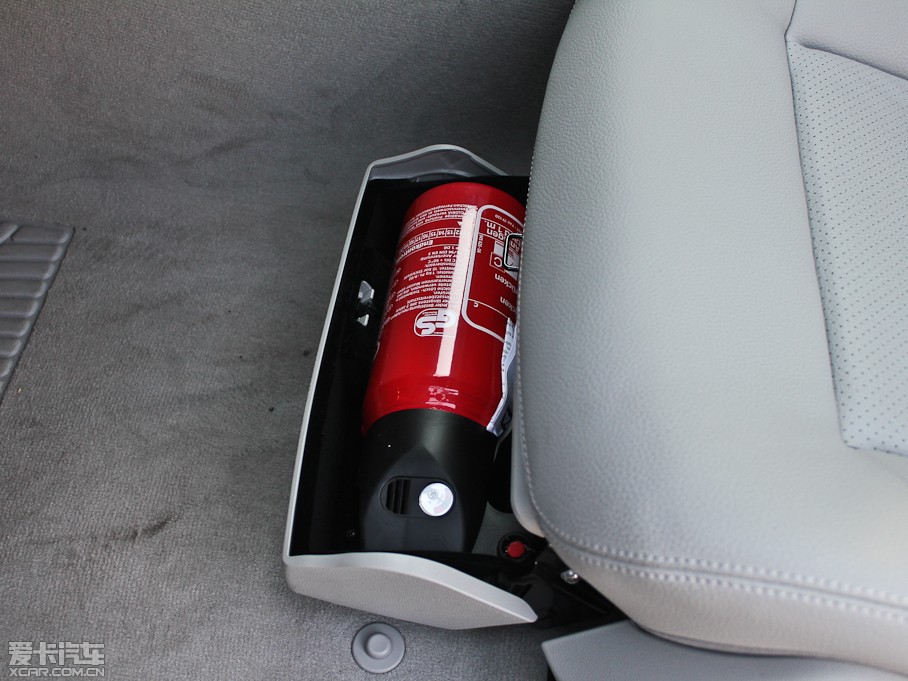 2012YE E 200L CGIŰ