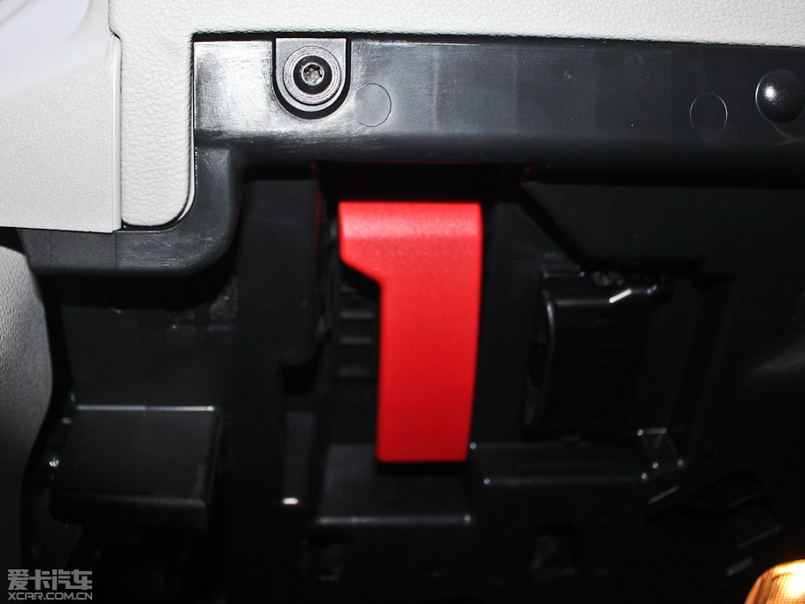 2012YE E 200L CGI(yu)Ű