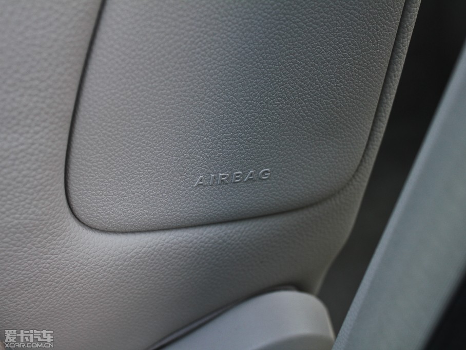 2012YE E 200L CGI(yu)Ű