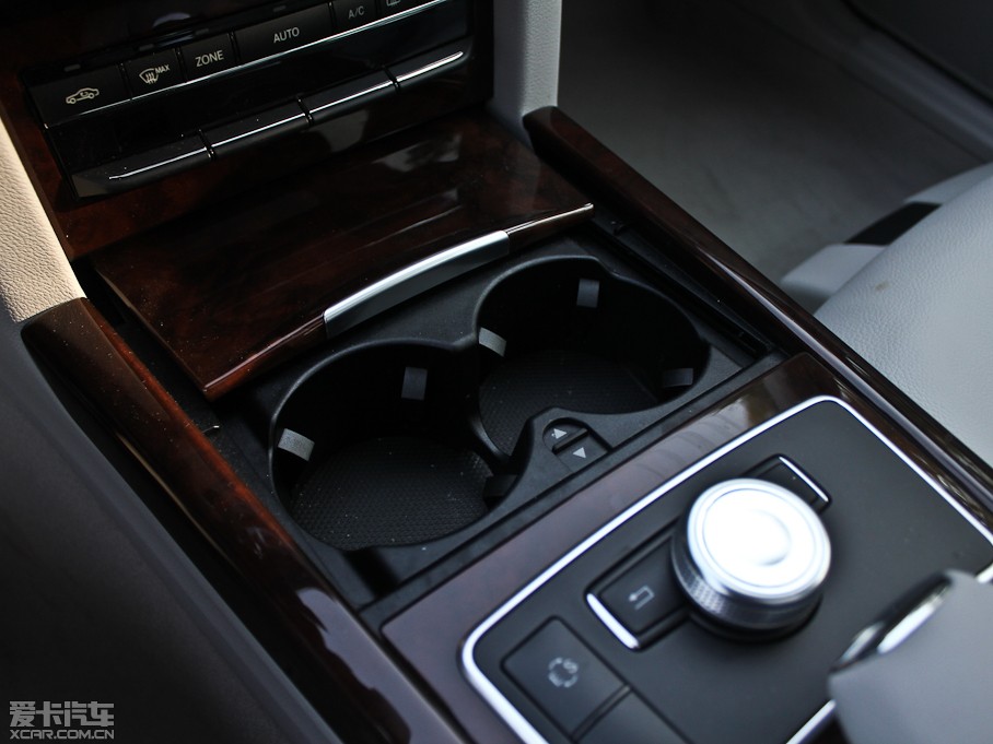 2012YE(j) E 200L CGI(yu)Ű