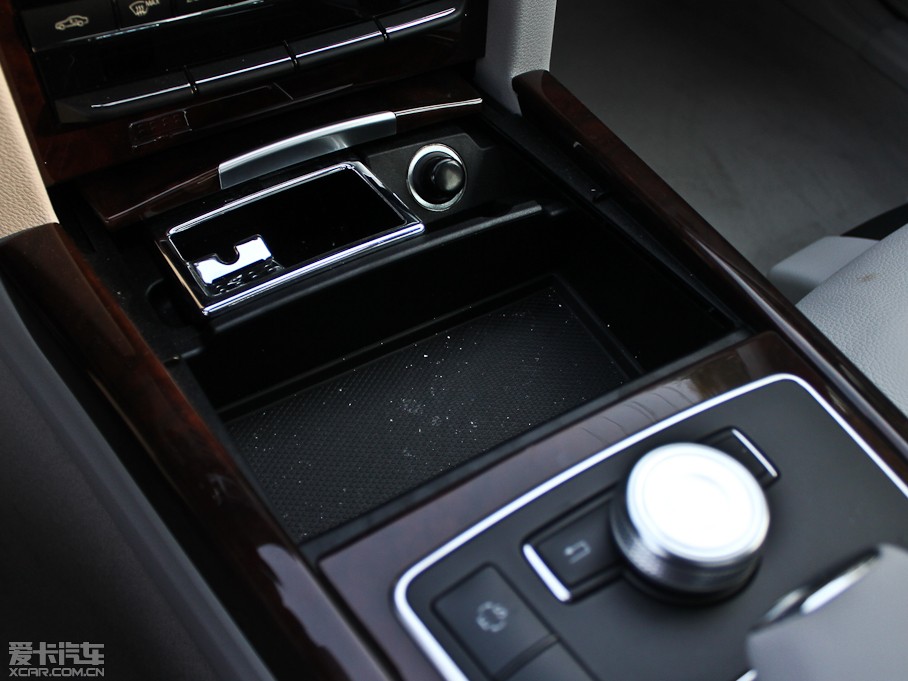 2012YE E 200L CGIŰ