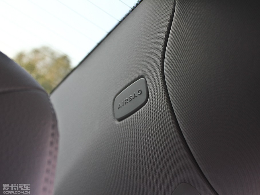 2012YE E 200L CGIŰ