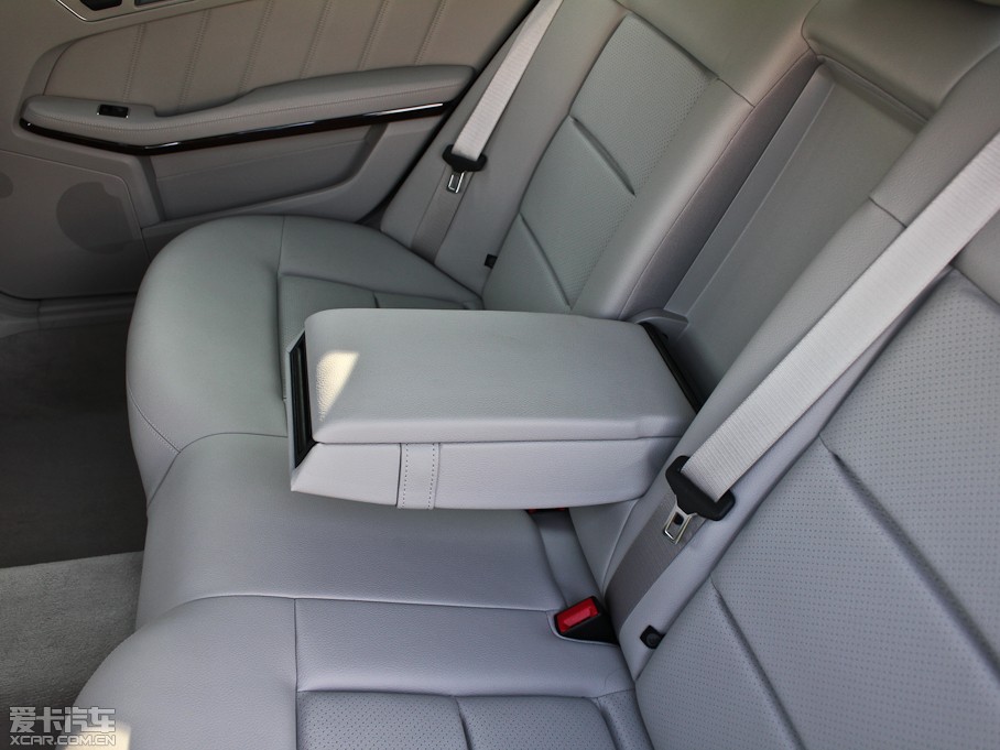 2012YE E 200L CGIŰ