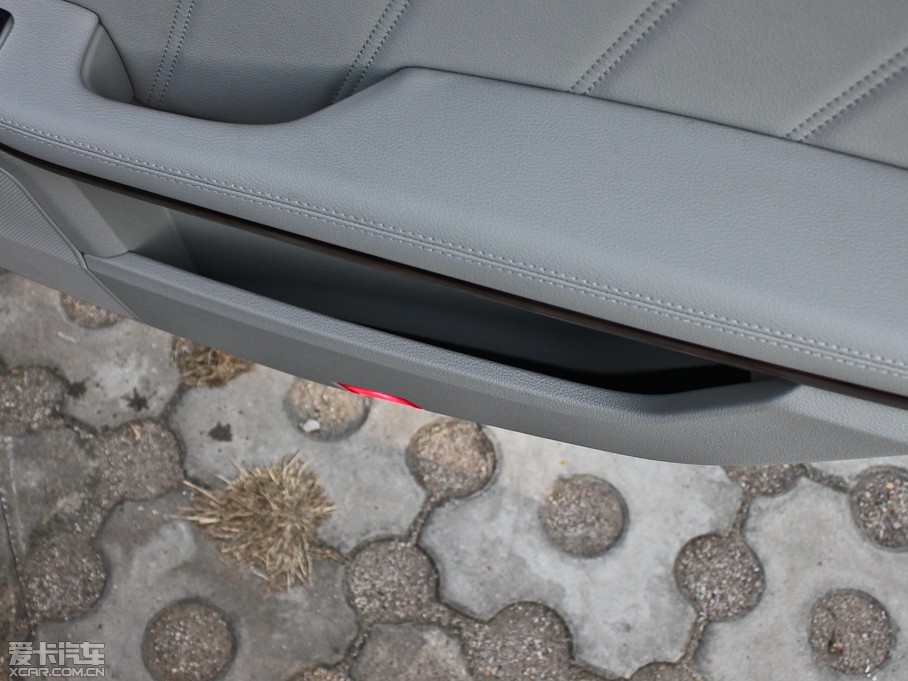 2012YE E 200L CGI(yu)Ű