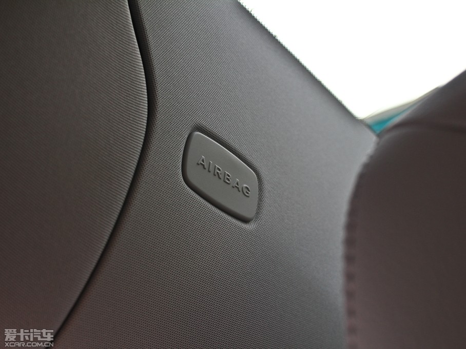 2012YE E 200L CGIŰ