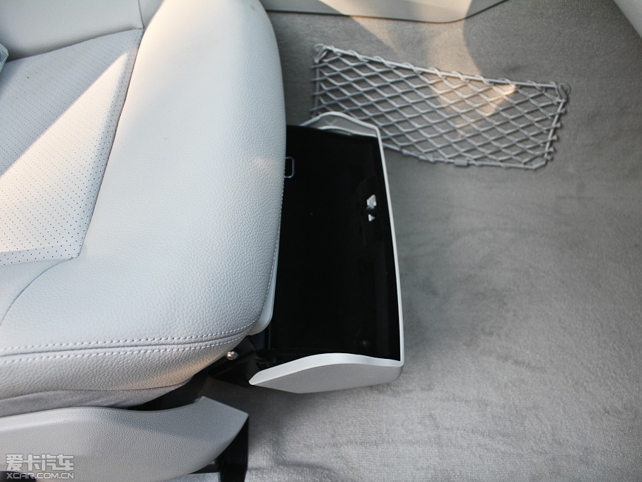 2012YE E 200L CGIŰ