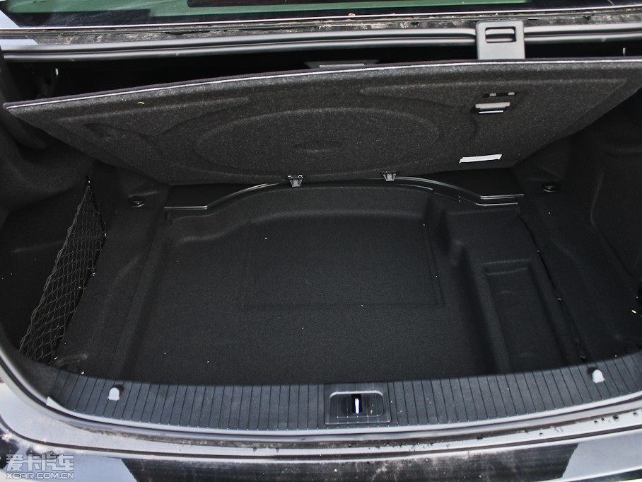 2012��YE�� E 200L CGI���Ű�