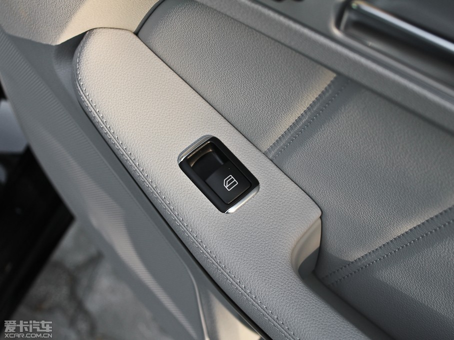 2012YE E 200L CGIŰ