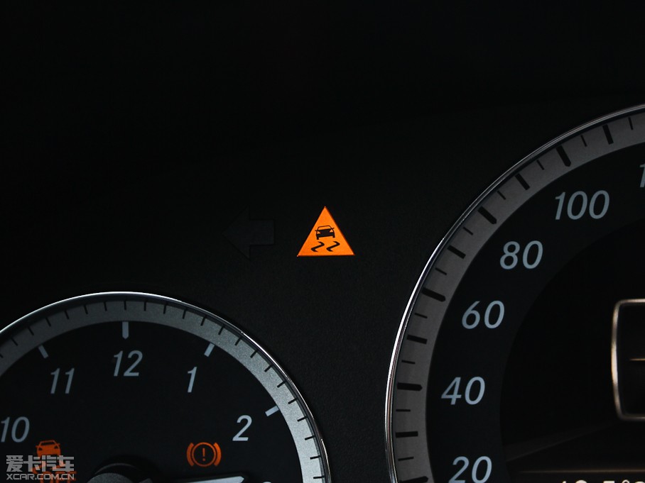 2012YE E 200L CGIŰ