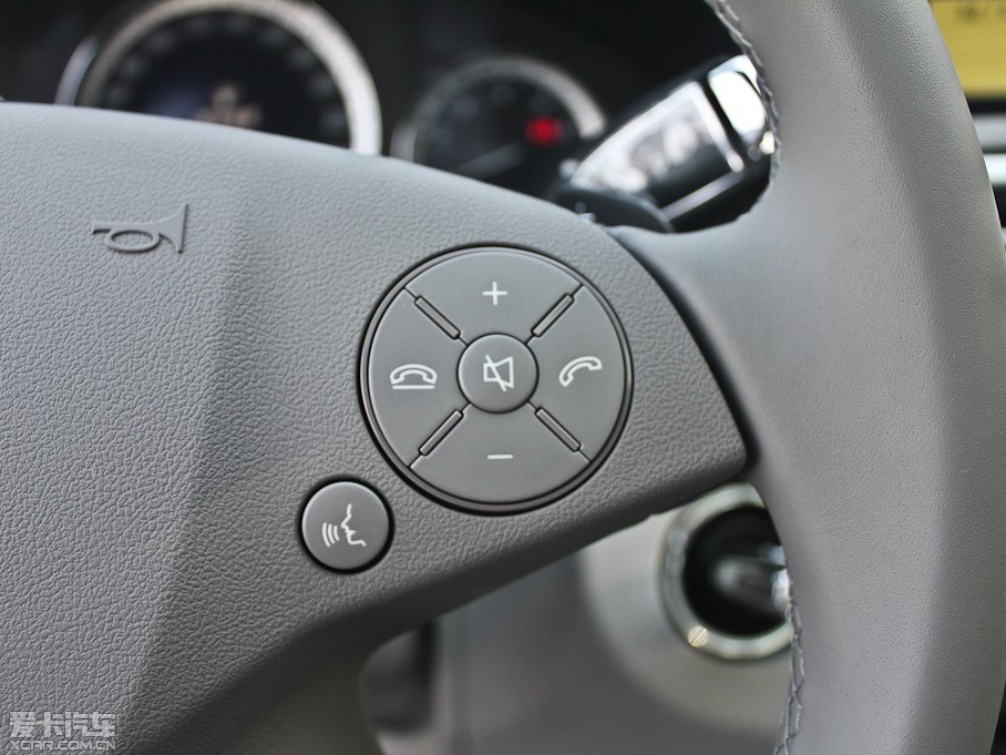 2012YE E 200L CGIŰ