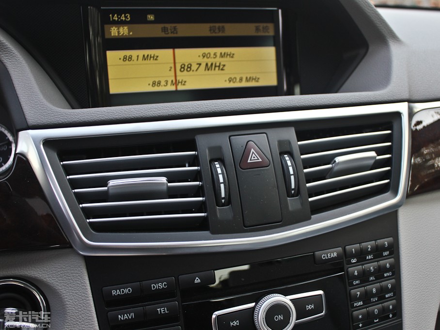 2012YE E 200L CGIŰ