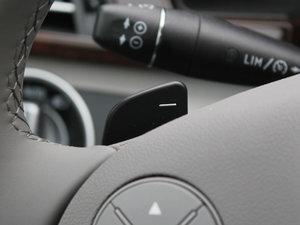 2012款E 300L 优雅版 中控区