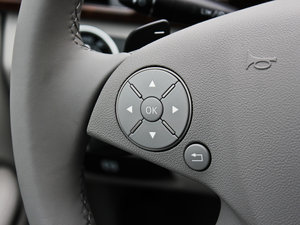 2012款E 300L 优雅版 中控区