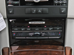 2012款E 300L 优雅版 空调调节