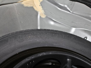 2012E 200L CGI(yu)Ű 