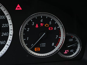 2012E 200L CGI(yu)Ű п؅^(q)