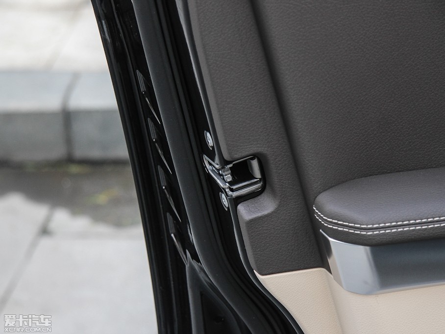 2013YGLK GLK 300 r(sh)а