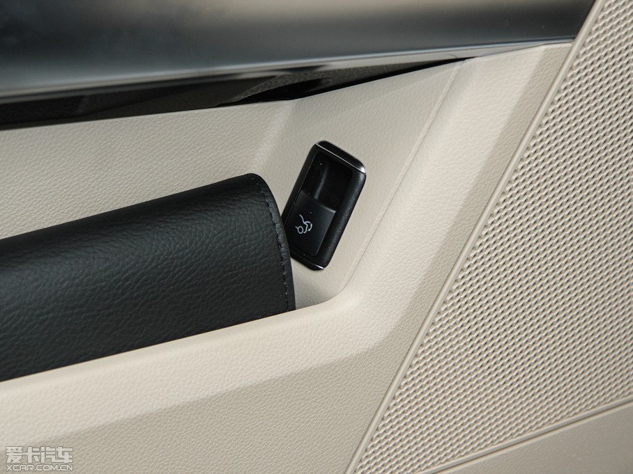 2013YGLK GLK 300 r(sh)а