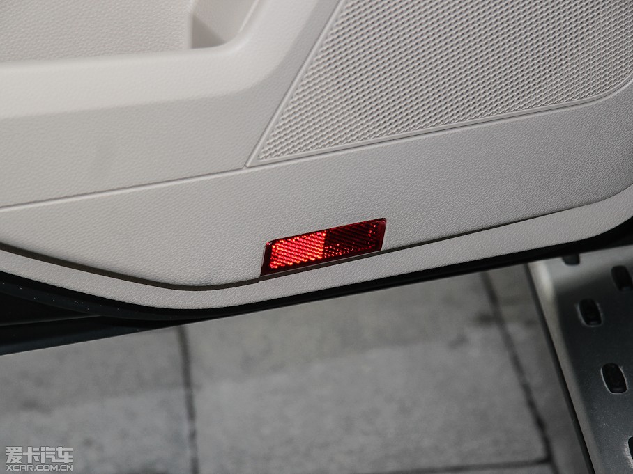 2013YGLK GLK 300 r(sh)а