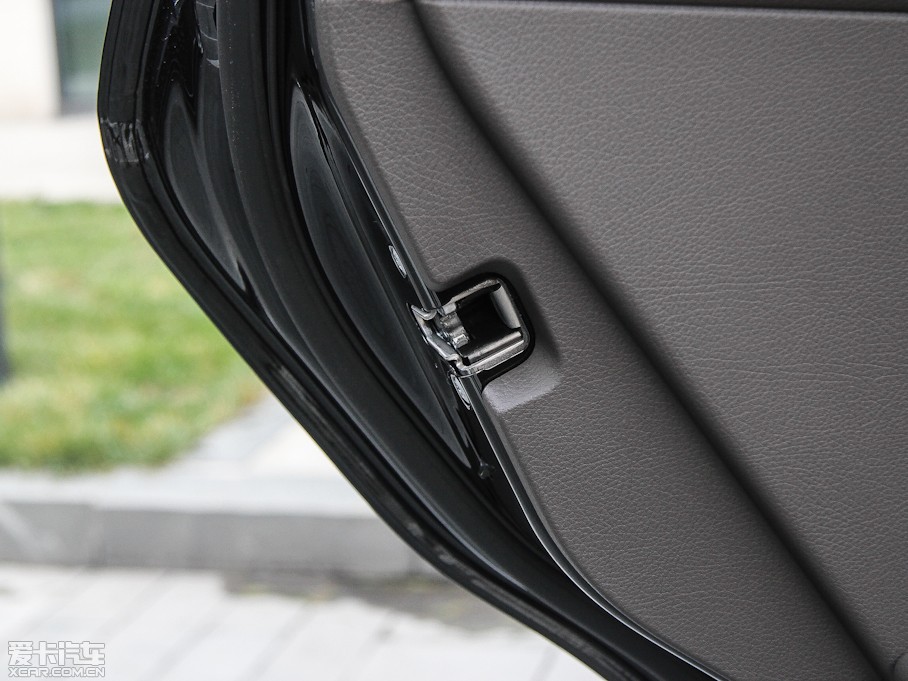 2013YGLK GLK 300 r(sh)а