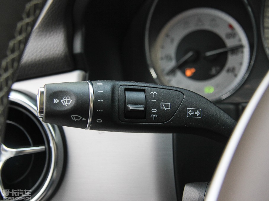 2013YGLK GLK 300 rа