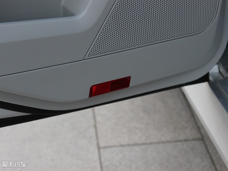 2013YGLK GLK 300 (dng)а