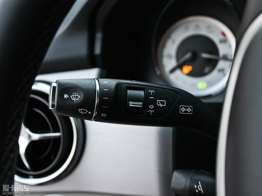 2013YGLK GLK 300 Ӹа